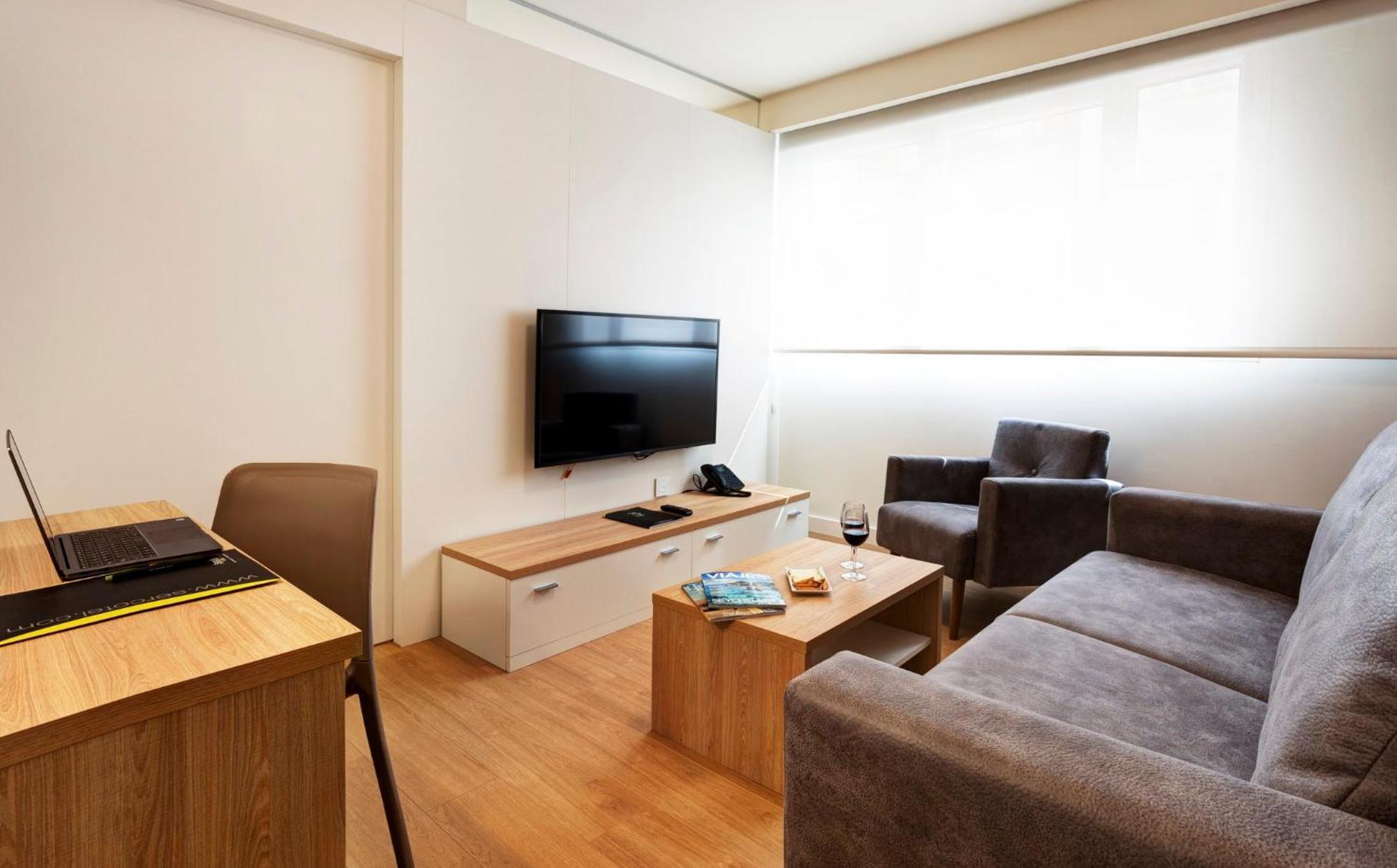 Sercotel Logrono Suites エクステリア 写真