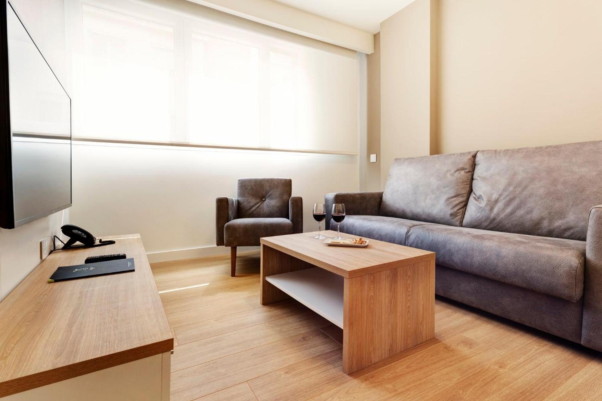 Sercotel Logrono Suites エクステリア 写真