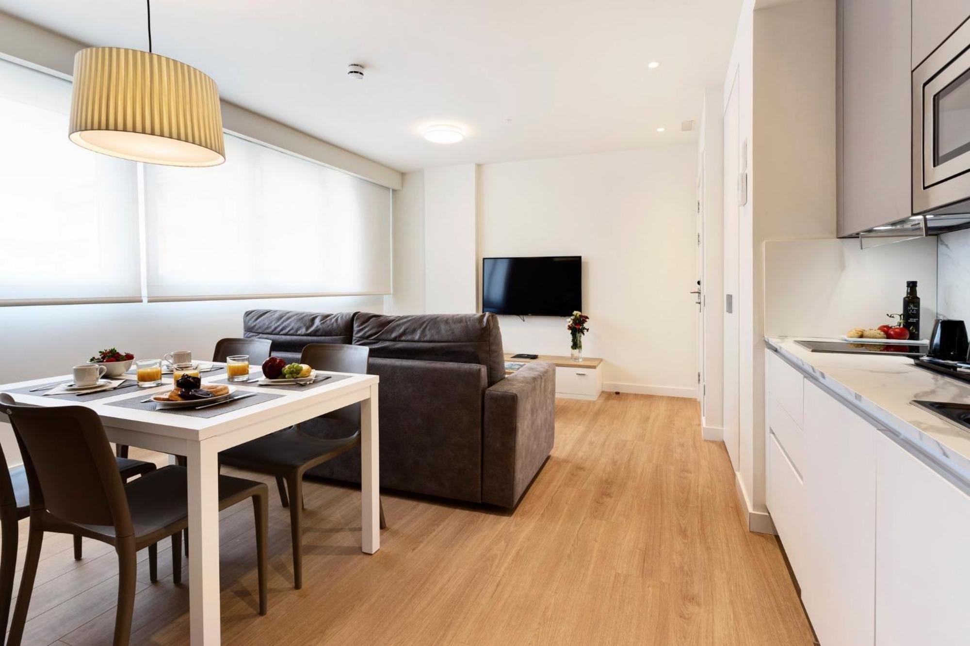 Sercotel Logrono Suites エクステリア 写真
